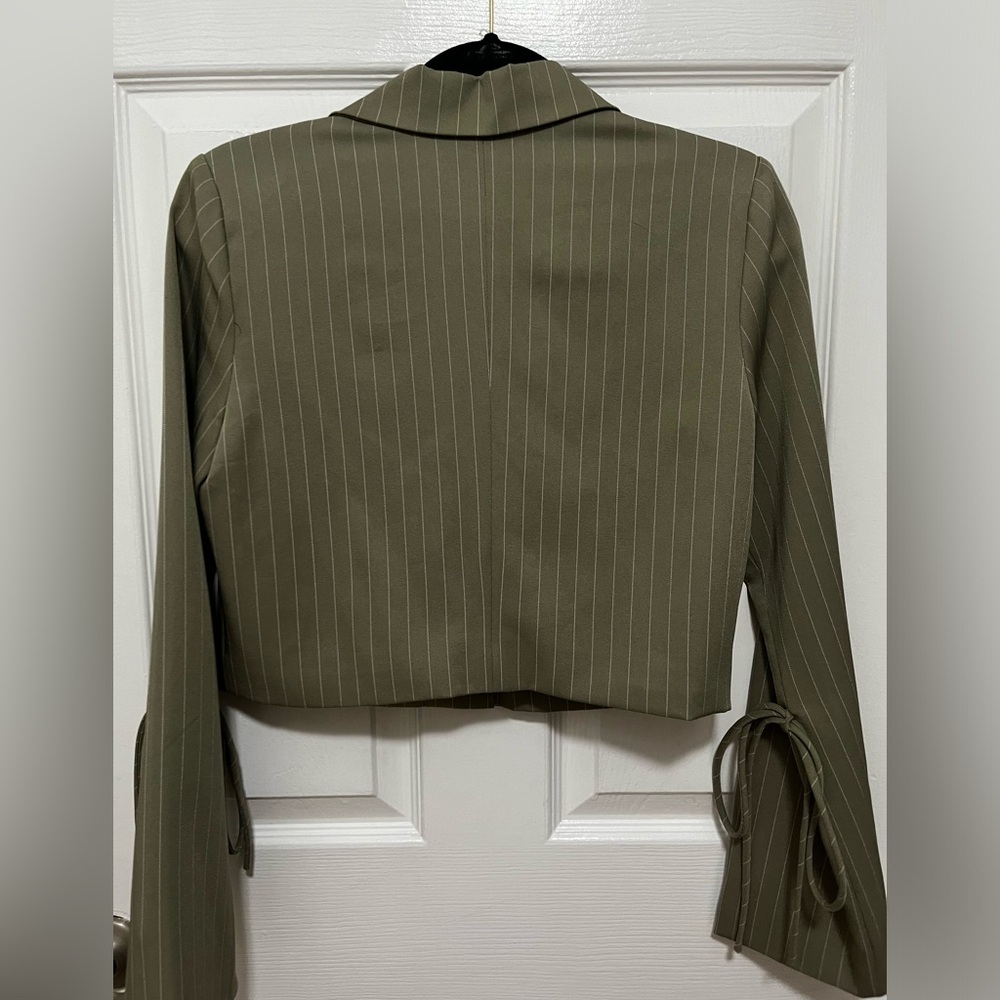Cropped Blazer - image 4